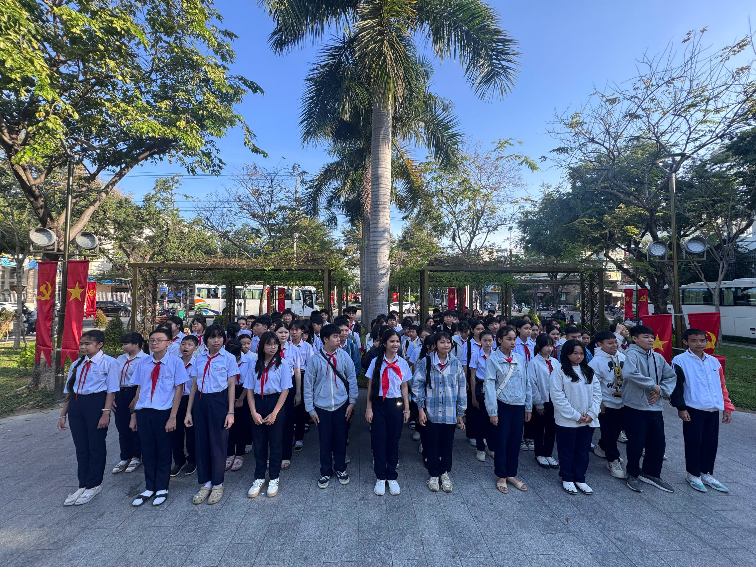 z7508059301981_479161cd5ebc9ac02b5720df13dd634e